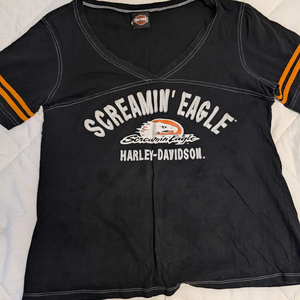Harley-Davidson Women's Black and Purple Short Sleeve Tees - Picture 4 of 9